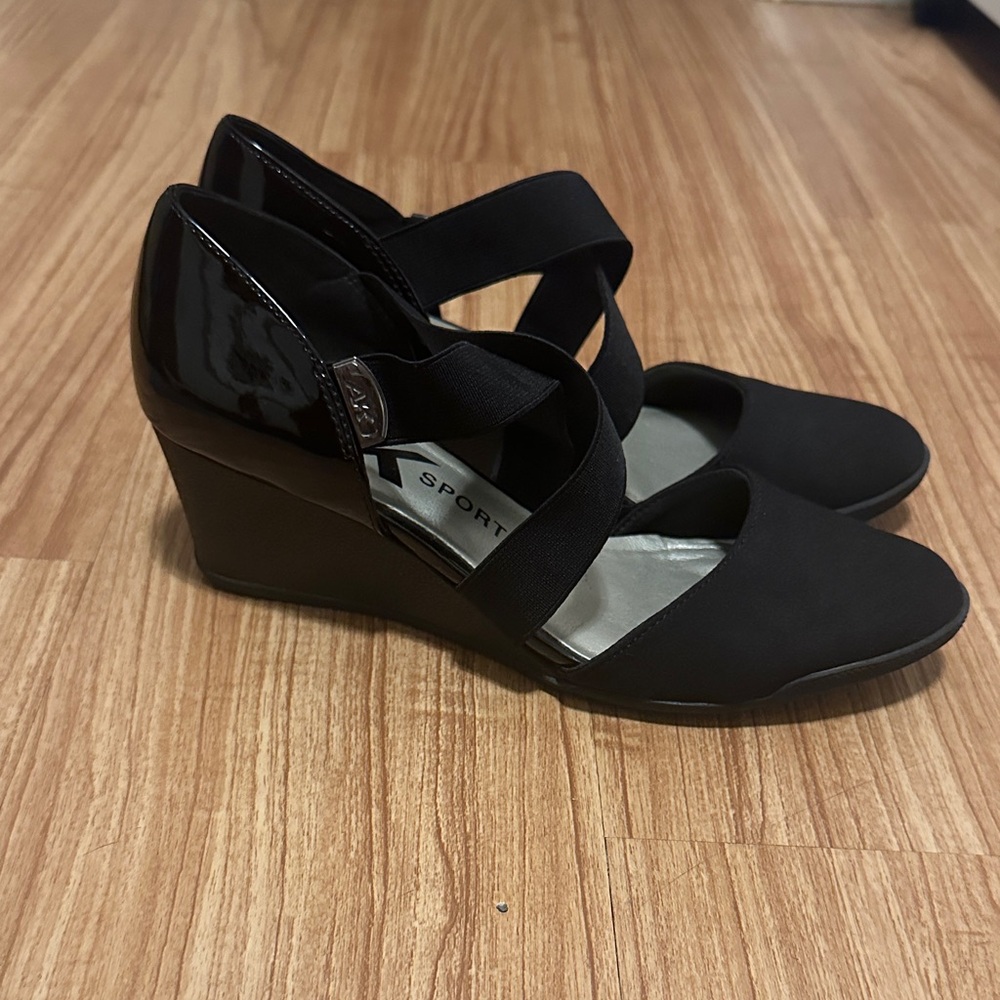 Anne Klein Sport Black Heels - Picture 2 of 4